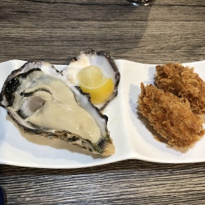 生牡蠣とカキフライ